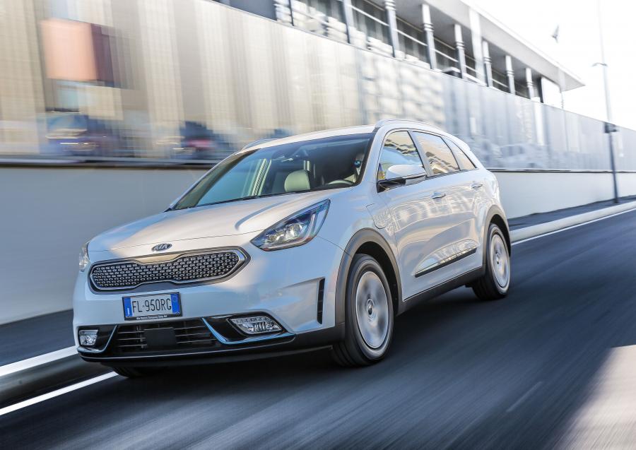  Kia Niro Plug-In Hybrid (DE) 2017 года  (WW) (фото 32 из 45)